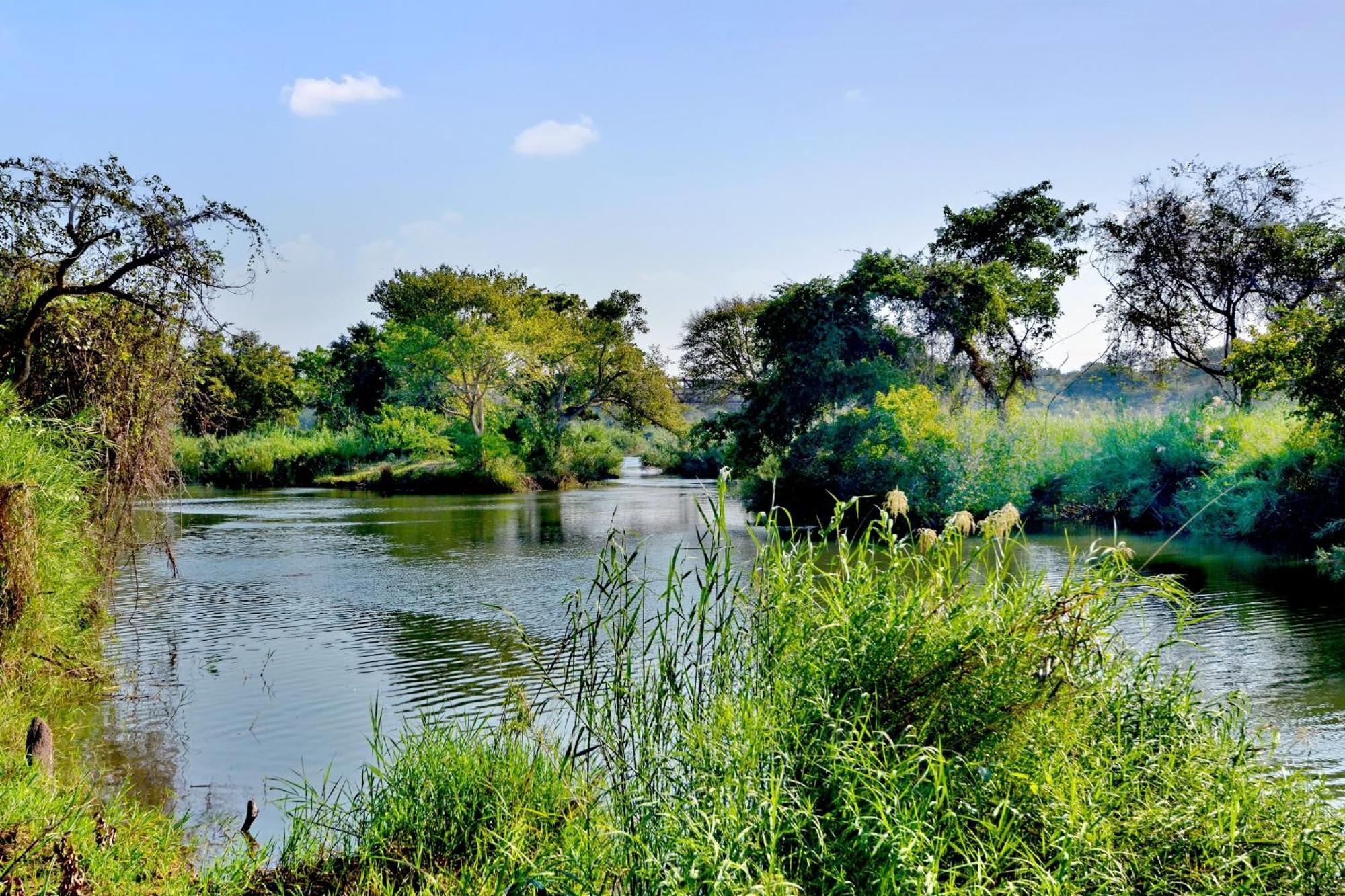 Komati River Chalets Komatipoort Dış mekan fotoğraf