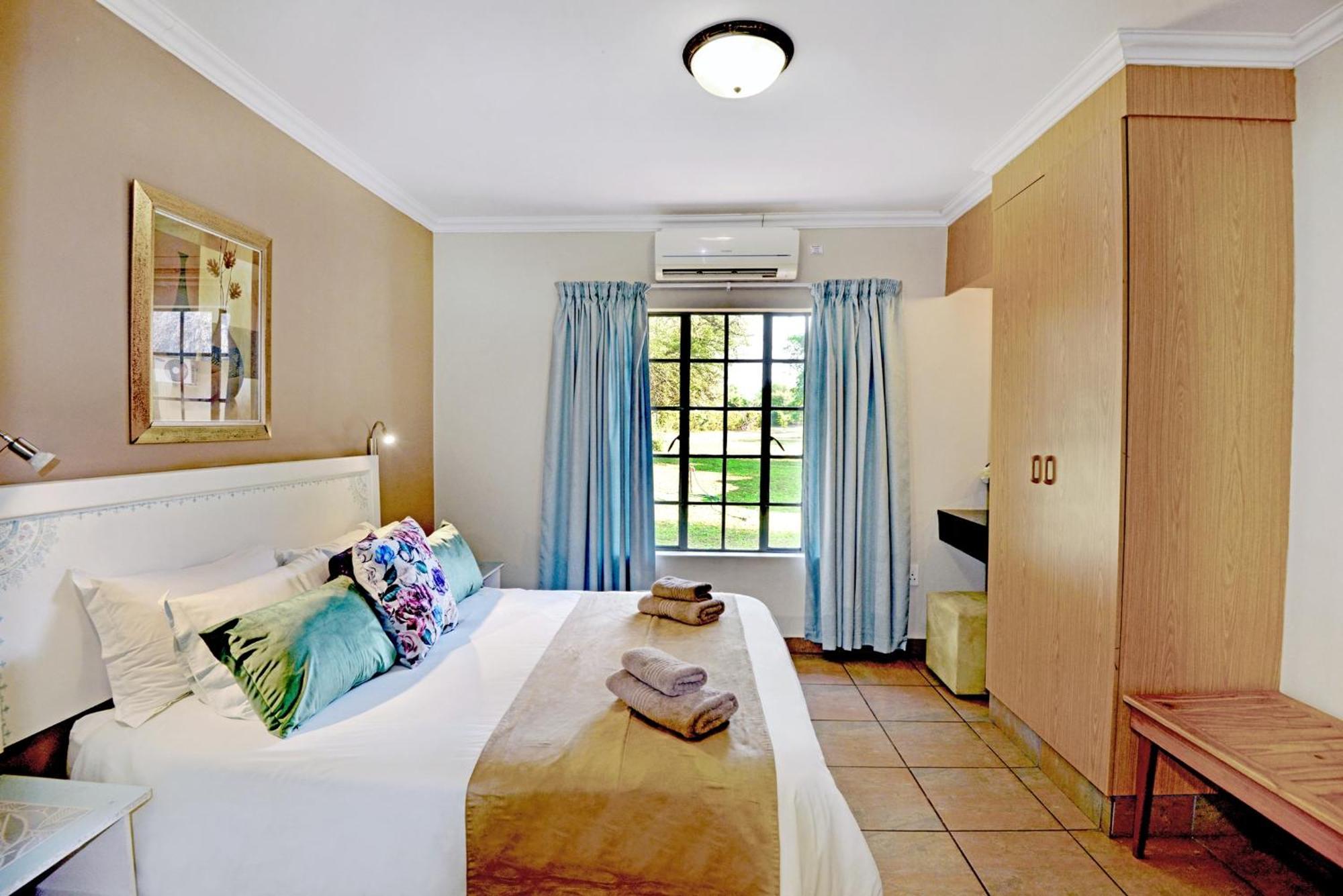 Komati River Chalets Komatipoort Dış mekan fotoğraf
